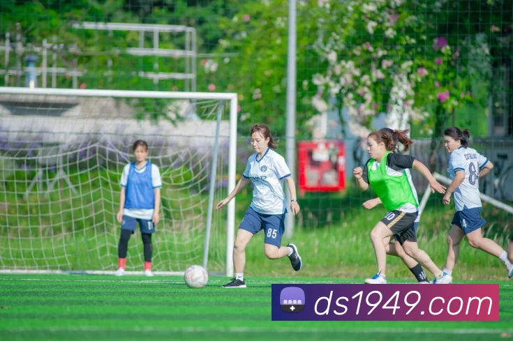 欧冠半决赛对阵图出炉！豪门对决引爆足坛巅峰之战